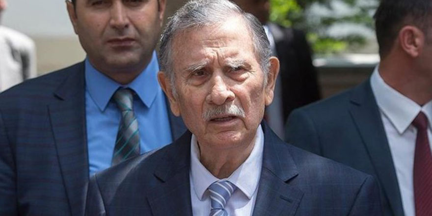 Eski başbakanlardan Yıldırım Akbulut vefat etti