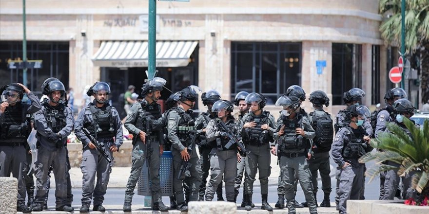 İşgalci İsrail polisi, Filistinlilere saldırdı