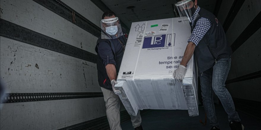 DSÖ'nün gönderdiği Kovid-19 aşıları İdlib'e ulaştı