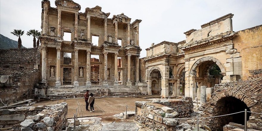 Ege'nin görkemli antik kentleri: Efes, Laodikya ve Afrodisyas