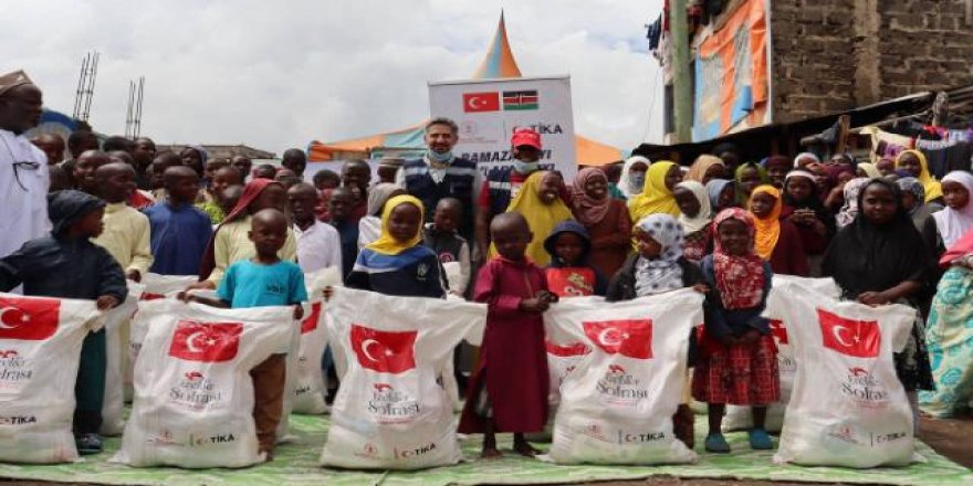 TİKA'dan Kenya'da gıda ve hijyen malzemesi yardımı
