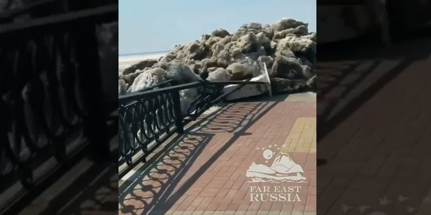 Rusya'da buz tsunamisi yaşandı