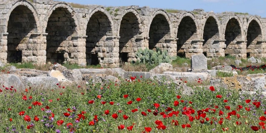 'Turizmin başkenti' Antalya, açık hava müzeleriyle göz kamaştırıyor