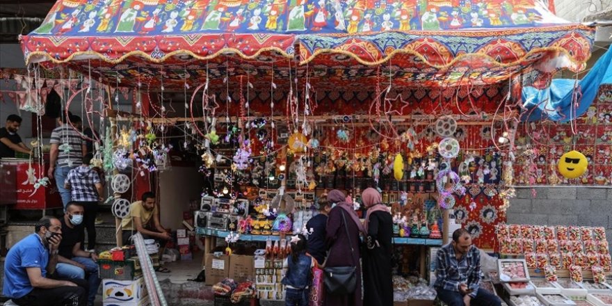 Gazze'de alışveriş hareketliliğinin en çok yaşandığı ramazan ayı Kovid-19 nedeniyle durgun geçiyor