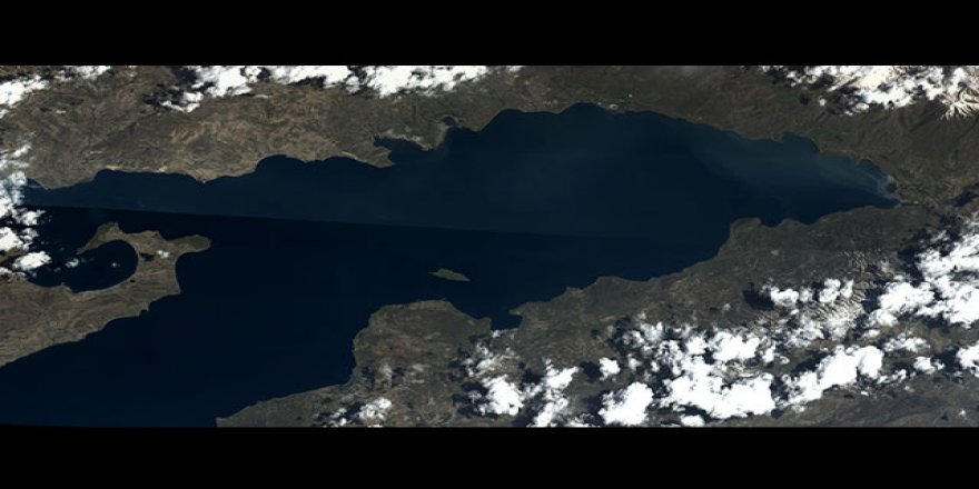 'Göktürk'ün gözünden Van Gölü