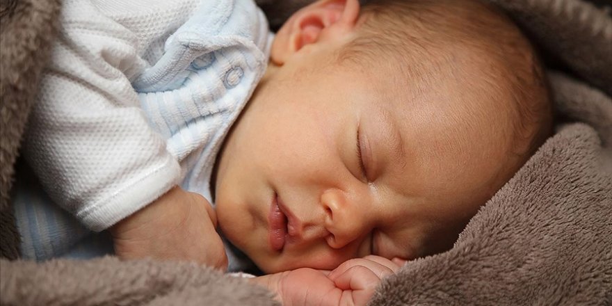 Araştırma, küresel çapta 900 bin ebe açığı olduğunu ortaya koydu