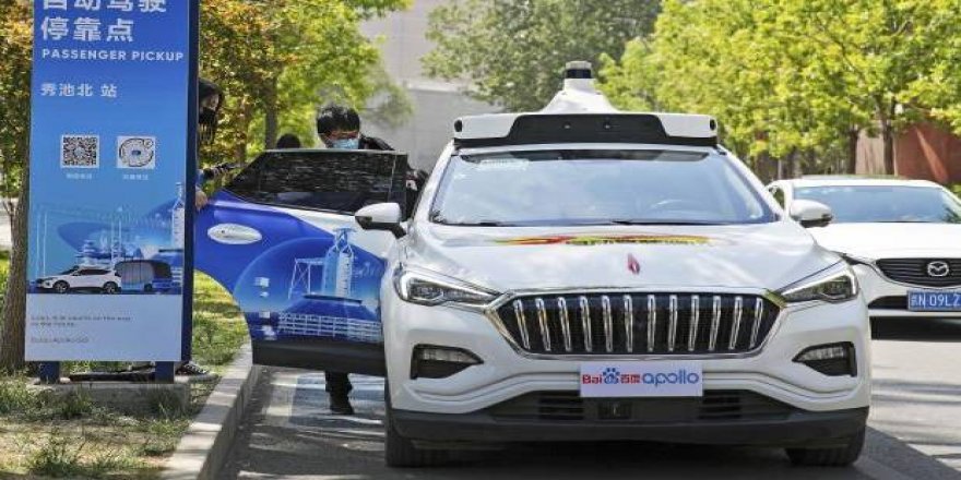 Çinli Baidu, sürücüsüz taksi hizmetini başlattı