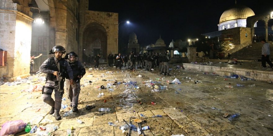 İsrail'in Mescid-i Aksa'ya müdahalesinde yaralı sayısı 331'e yükseldi