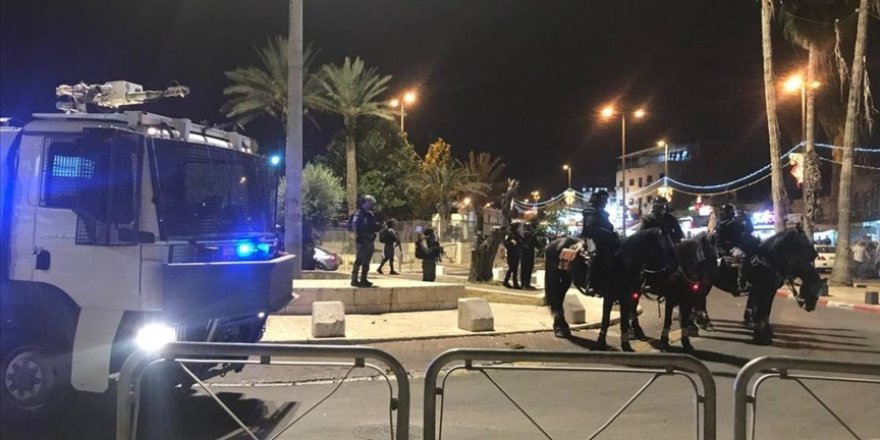 İsrail polisi Şam Kapısı'nda Filistinlilere saldırdı