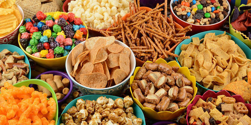 İngiltere'de obeziteyle mücadele: Sağlıksız yiyecek reklamlarına kısıtlama