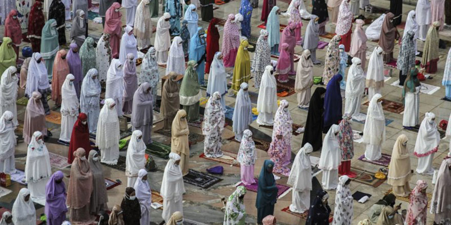 Suudi Arabistan'dan Endonezyalıların umre ziyaretine izin