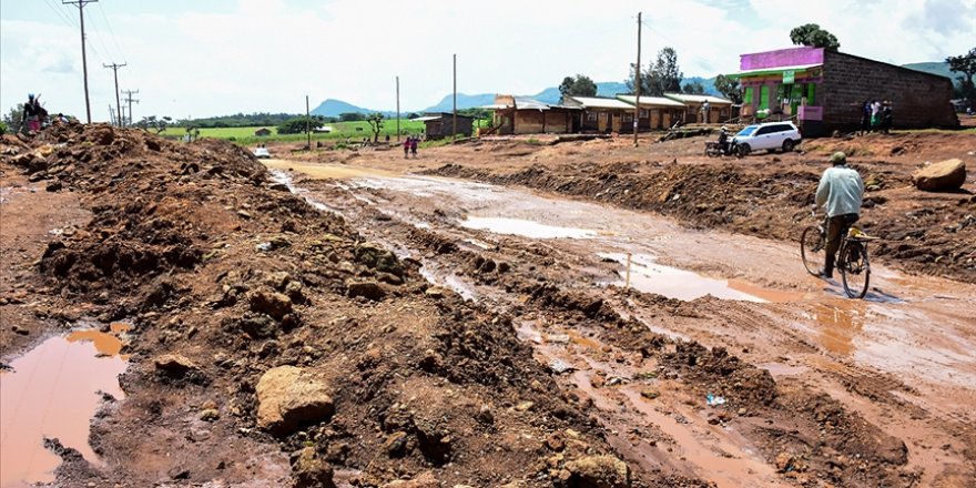 Kenya'daki sel felaketinde 7 bin kişi evini terk etti