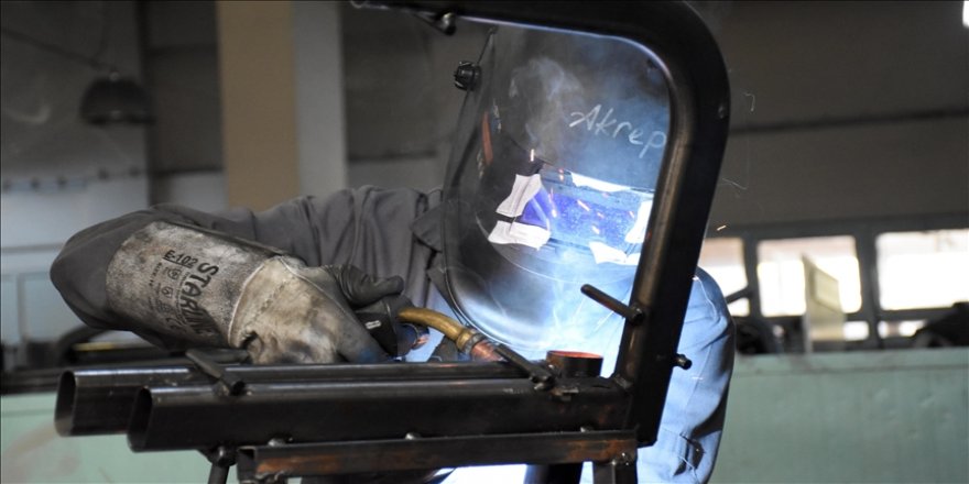 MEB ve İSO iş birliğinde açılan yazılım ve kaynakçılık bölümlerini seçenlere burs ve istihdam müjdesi