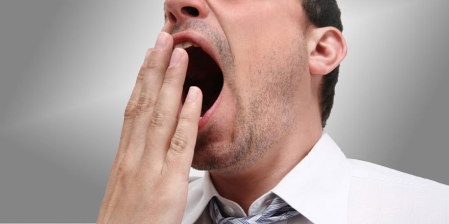 Esneyince ağzımıza şeytan mı girer?