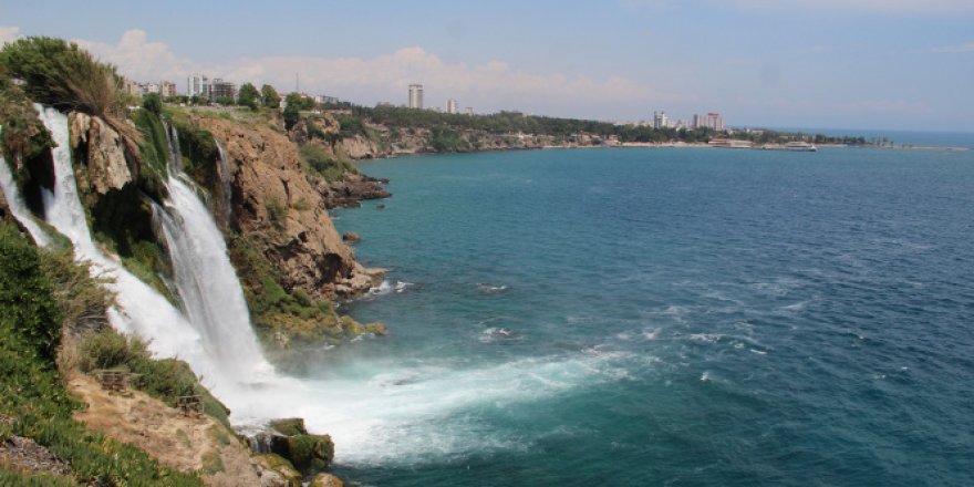 Düden Şelalesi'nde yeniden kirlilik alarmı