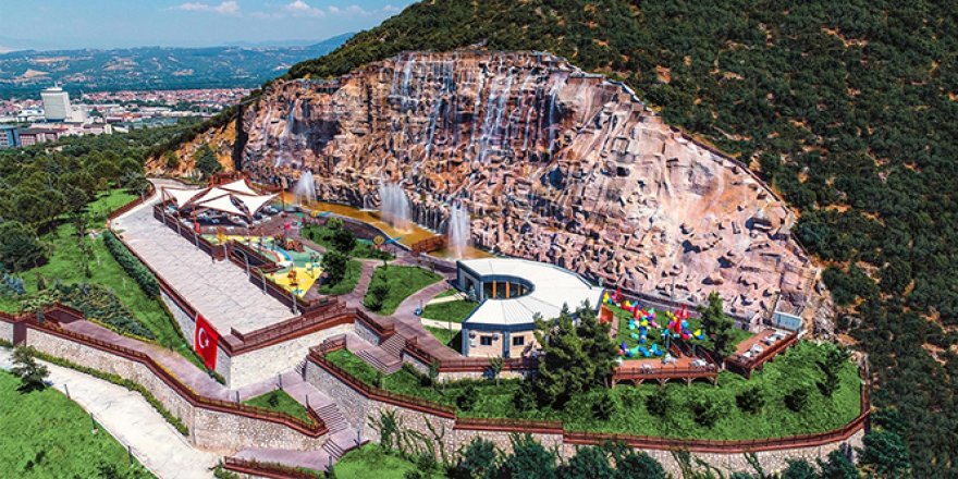 Seyir Tepesi Şehir Ormanı kapılarını yeniden halka açtı