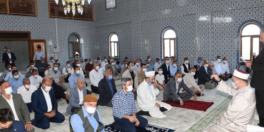 Adıyaman Yeşilova Köyü Camii dualarla ibadete açıldı