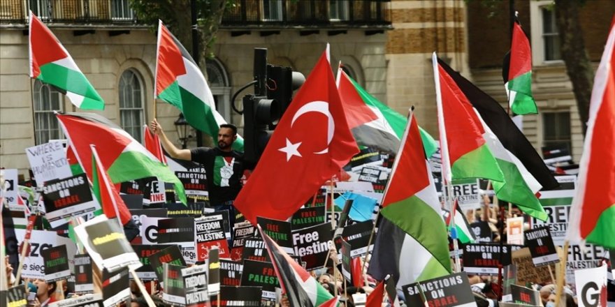 Filistin destekçileri, G7 ülkelerinden İsrail'e verdikleri desteği kesmelerini istedi