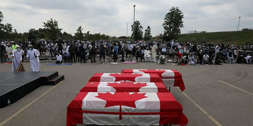 Kanada’da katledilen Müslüman aile dualarla defnedildi