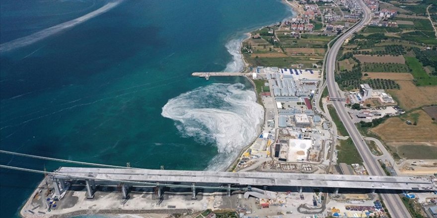 Çanakkale Boğazı'ndaki müsilaj yoğunluğu havadan görüntülendi