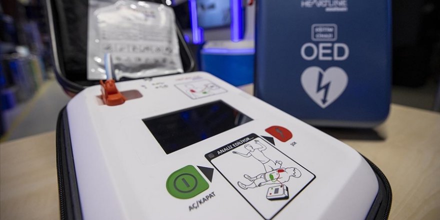 Yerli otomatik elektroşok cihazı yurt içinde ve dışında görevde