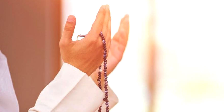 ‘Lâ ilâhe illallâhu vahdehu lâşerîke leh…’ duasını her sabah ve akşam okumanın fazileti