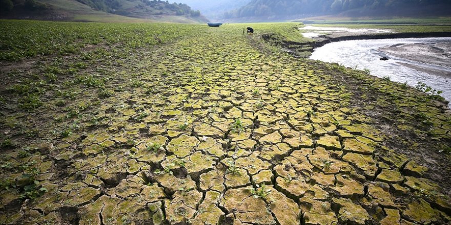 Yay Gölü'nde eylülde de kuraklık hakim