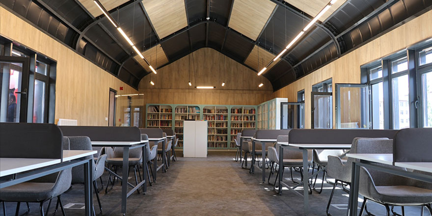 Doğu Anadolu'nun ilk modüler kütüphanesi Ağrı'da hizmete girdi