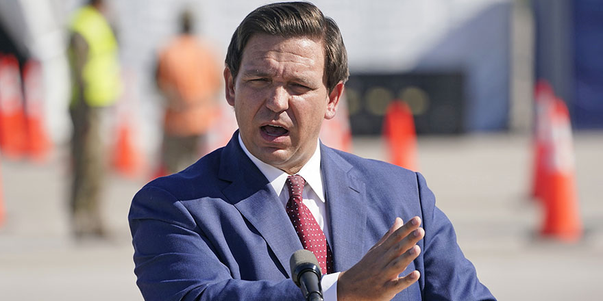 Florida Valisi: Öğrencilere komünizmin kötü olduğu anlatılacak