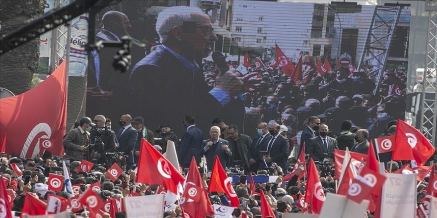 Tunus'taki Nahda Hareketi: Yeni hükümet kurulurken anayasa ihlal edildi