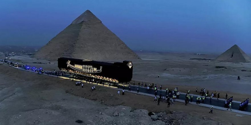 Firavun'un gemisi taşındı