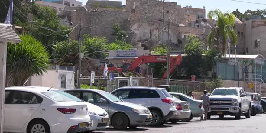 İşgalci İsrail, caminin kimliğini değiştirmeyi hedefliyor