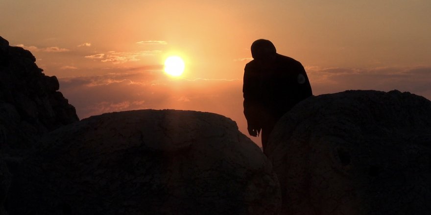 'Güneşin en güzel doğuşu'nu 30 yıldır izliyor