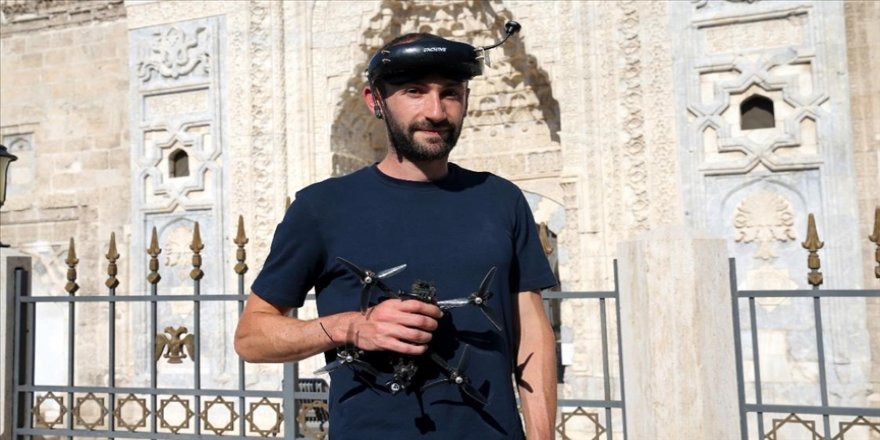 Sivas'ın tarihi eserleri Fransız drone pilotunu mest etti