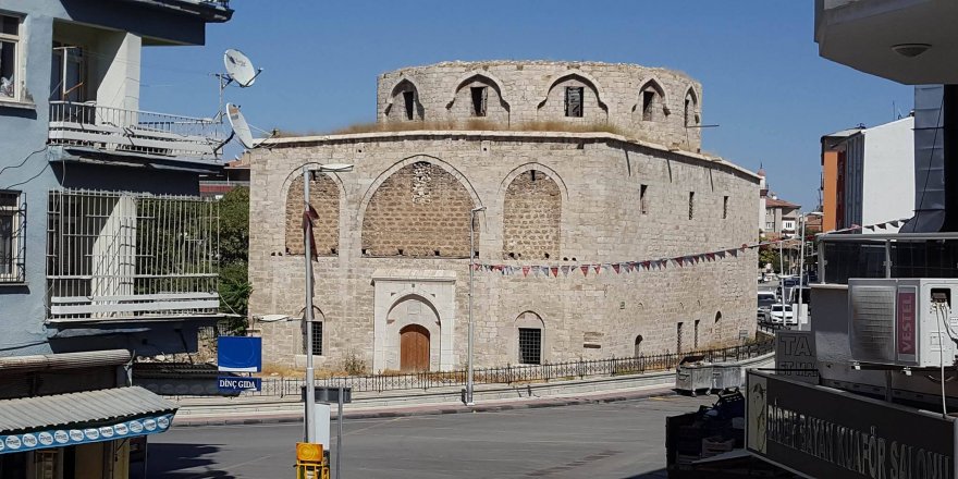 28 yıllık Taşhoran Kilisesi ibadete açıldı