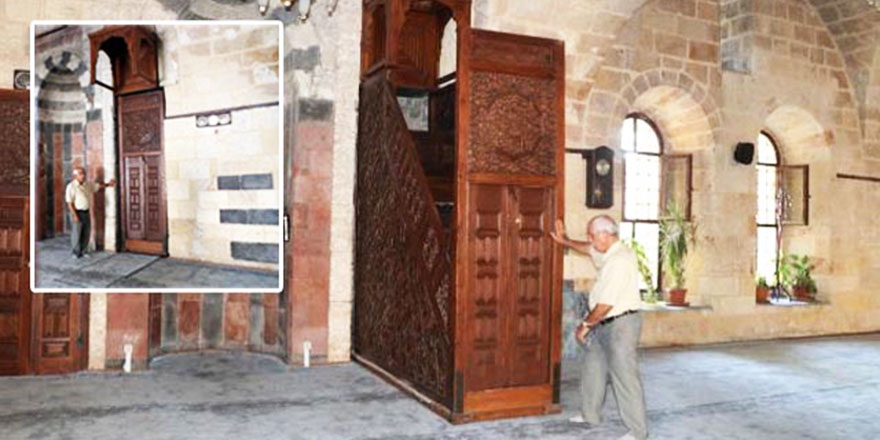 7 asırlık caminin minberi raylı