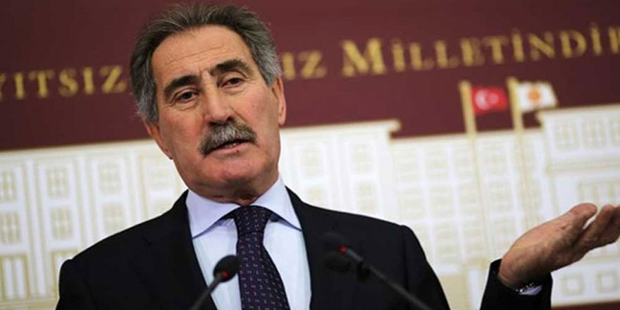 Ertuğrul Günay’dan Ayasofya hakkında garip açıklama: İlla eğilip kalkılarak ibadet yapılmaz ki!