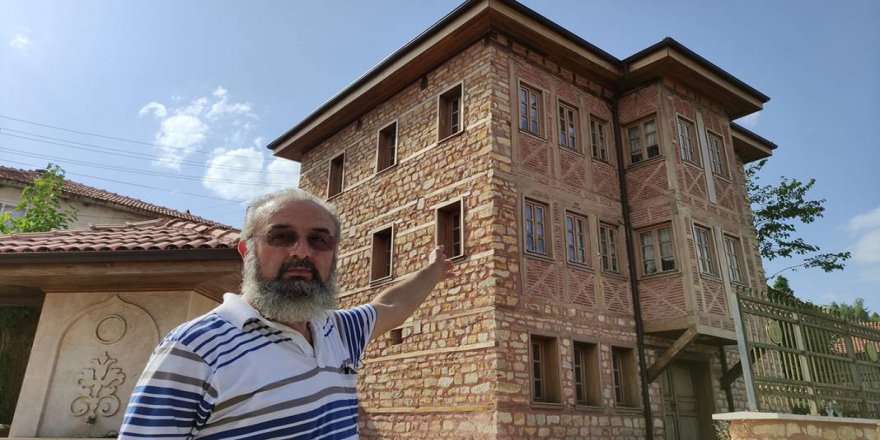 Bursa'da köye yapılan milyonluk konakta misafirler ücretsiz ağırlanıyor