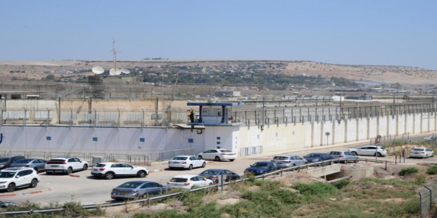 İsrail hapishanesinde 63 gündür açlık grevindeki Filistinlinin sağlık durumu kritik