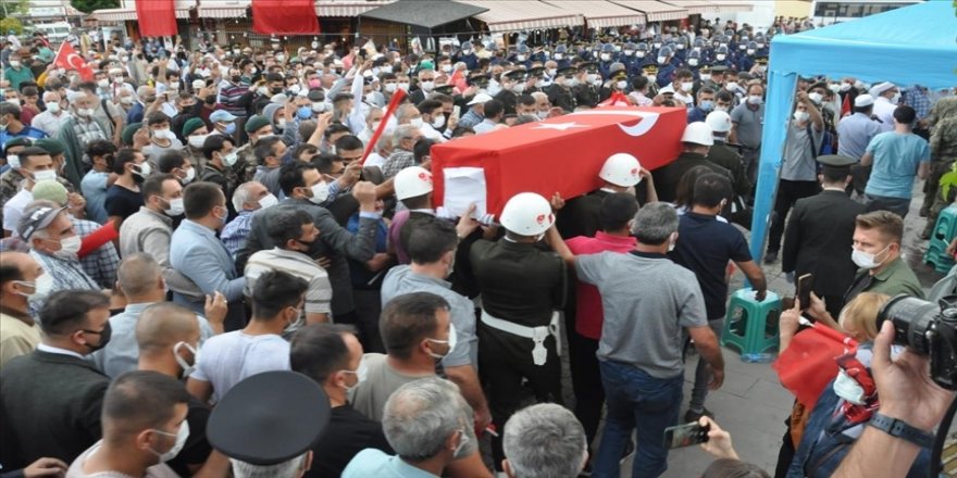 Şehit Piyade Sözleşmeli Er Ömer Faruk Erdem, Konya'da son yolculuğuna uğurlandı