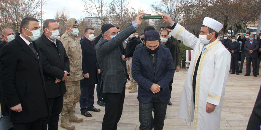 Güneydoğu'nun 'barış elçileri' husumetli aileleri Kur'an ile barıştırıyor