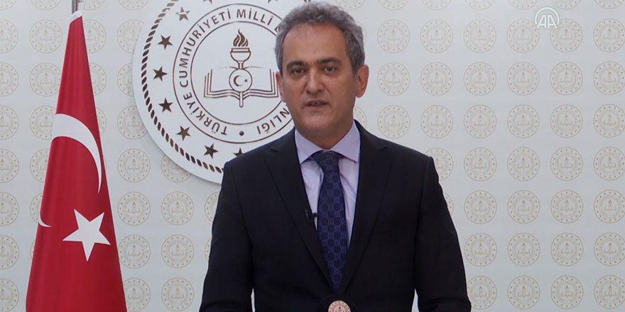 Milli Eğitim Bakanı Özer: Okullarda maske zorunluluğunu kaldırıyoruz