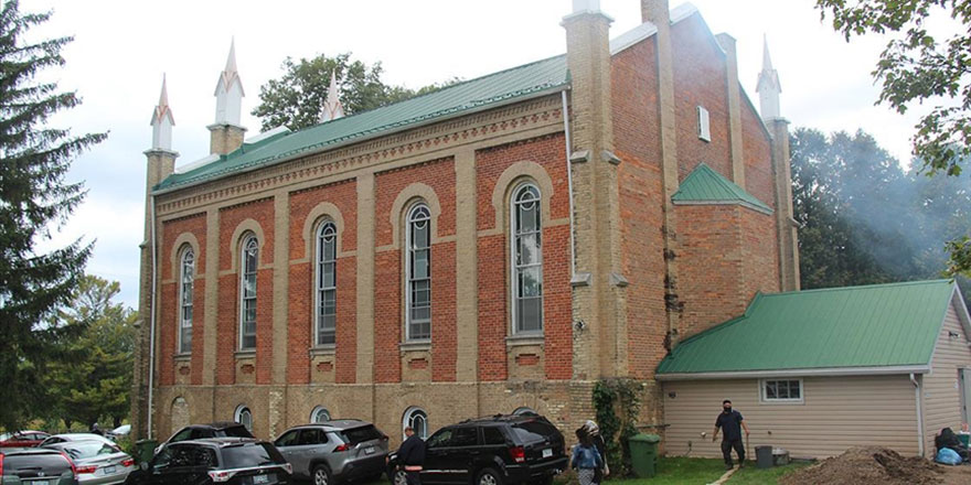 148 yıllık kilise camiye dönüştü, papaz memnun oldu