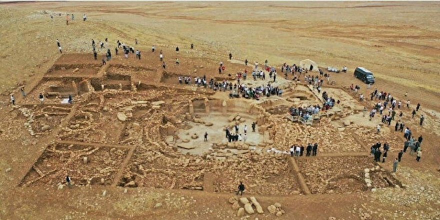 Göbeklitepe'den daha eski: Karahantepe kapılarını dünyaya açtı
