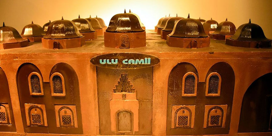 Bursa'da ziyarete açılan çikolata müzesi ziyaretçilerden ilgi görüyor