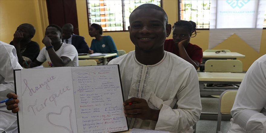 Kamerun'da ilk Türkçe kursu açıldı