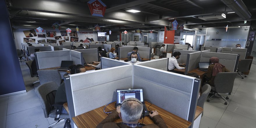 Yabancılar İletişim Merkezi denizin ortasındaki göçmenleri hayata bağlayan ses oldu