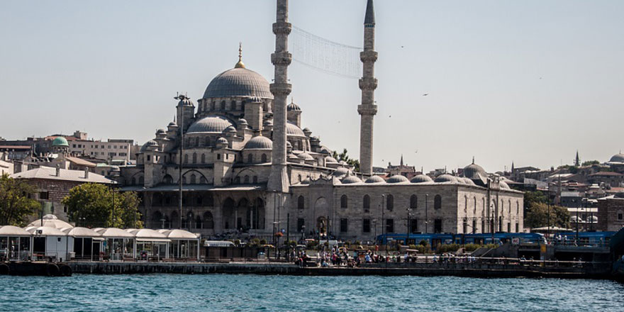 Yeni Cami, tarihinin en kapsamlı restorasyonundan geçiyor