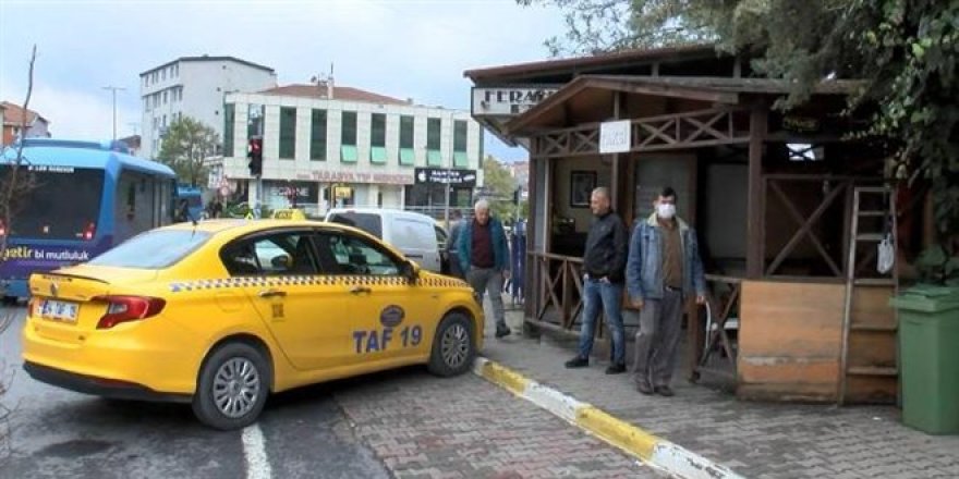 Takside unutulan 1 milyon 800 bin lirayı sahibine teslim etti