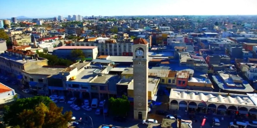 Adana'daki Büyük Saat Kulesi 96 yıldır çalışıyor